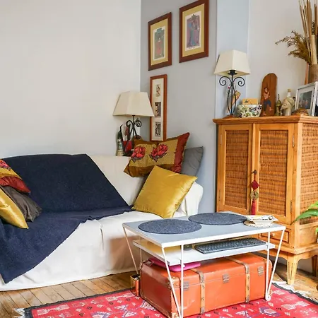 Apartment In The Heart Of *